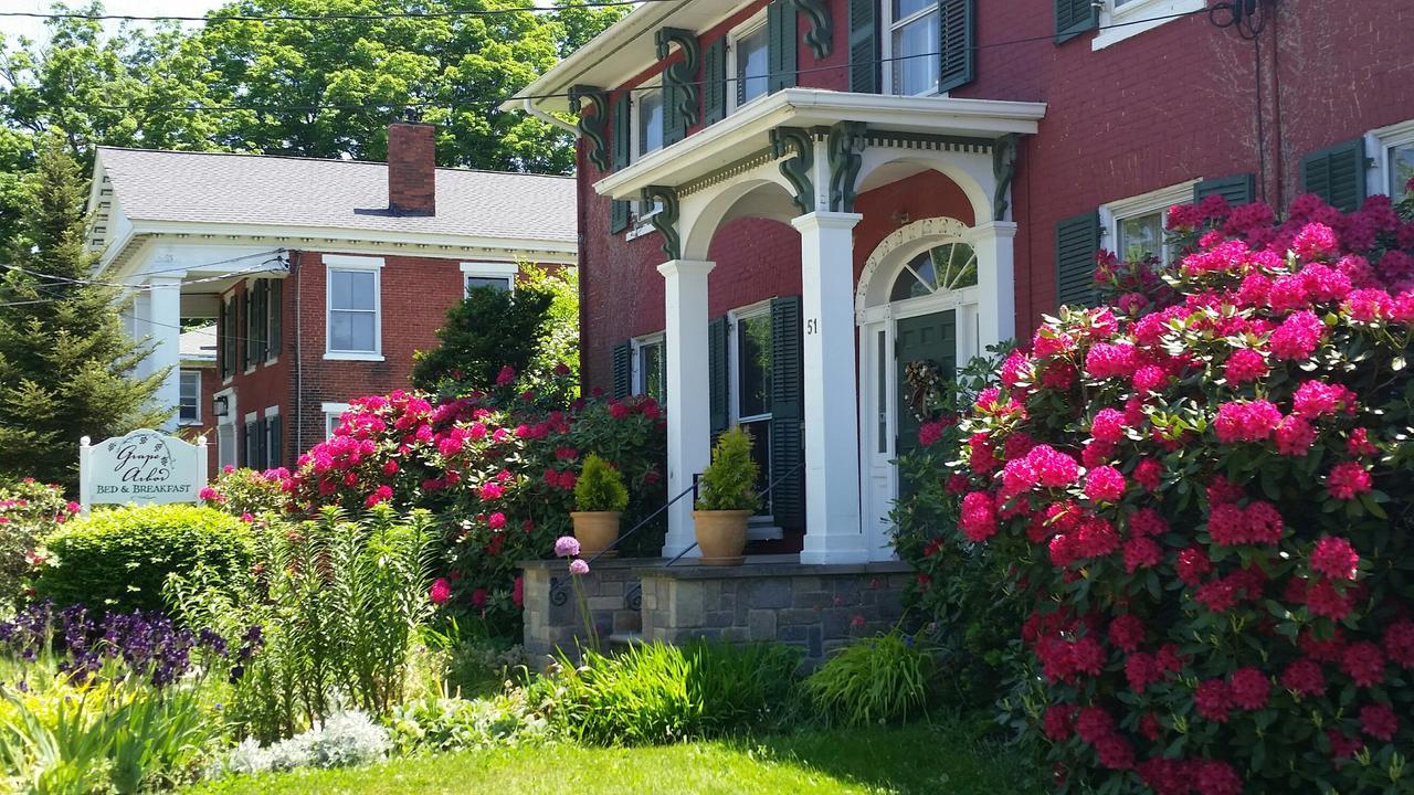 Grape Arbor Bed And Breakfast Норт-Ист Экстерьер фото
